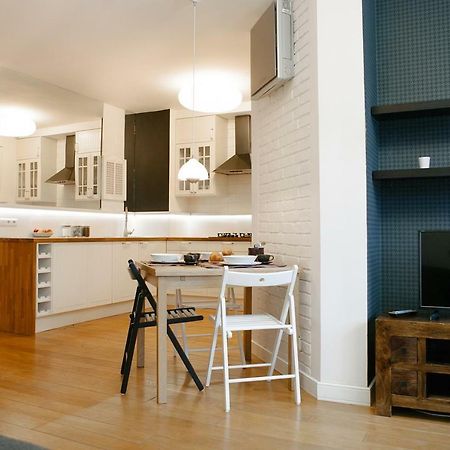 Warsaw Concierge Family Apartment Екстер'єр фото