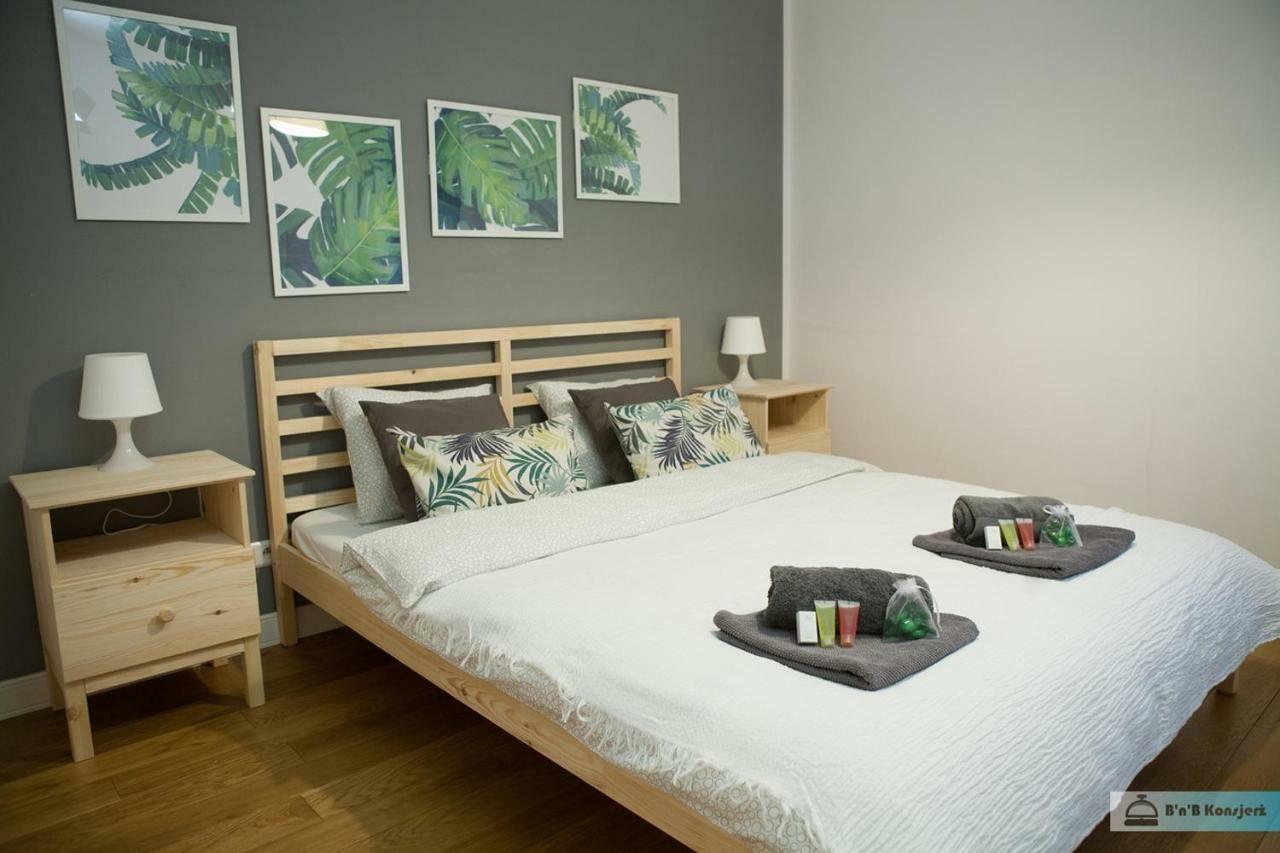 Warsaw Concierge Family Apartment Екстер'єр фото